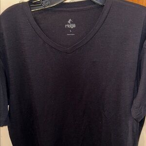 Merino Ridge Men's Black Crew Neck T-Shirt - Classic Everyday Tee